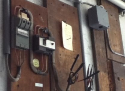 古い電気設備・機器等