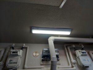 マンション共用部　LED照明工事及び自動点滅器