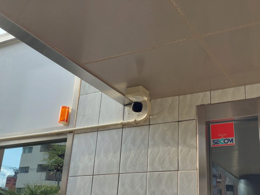 正面入り口カメラ