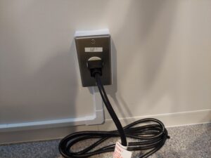 神戸市垂水区　コンセント増設工事