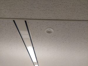 神戸市　照明工事（ダウンライト増設）